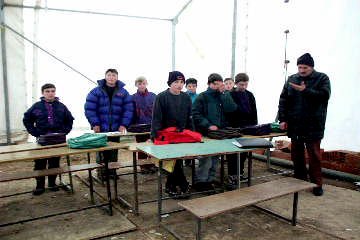 La classe de huiti�me primaire. Non chauff�e - dehors il fait moins dix degr�s.